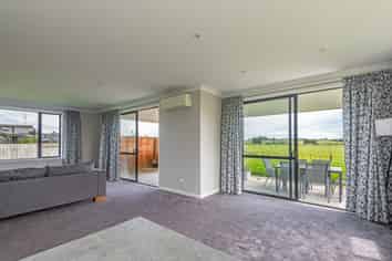 6 George Street, Bulls