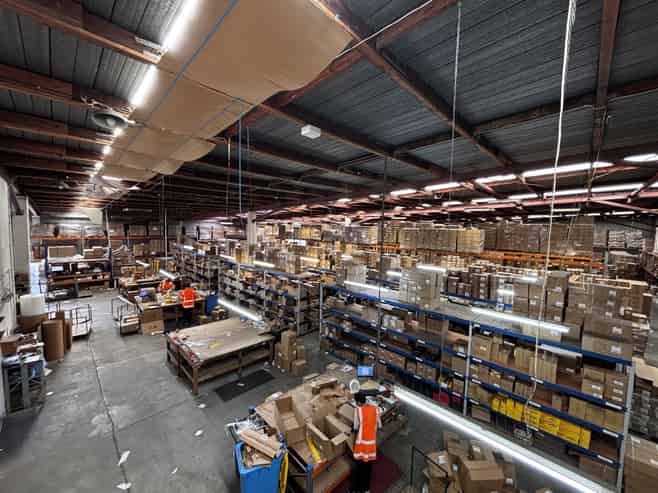 Warehouse & office with harbour outlook