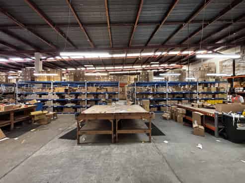 Warehouse & office with harbour outlook