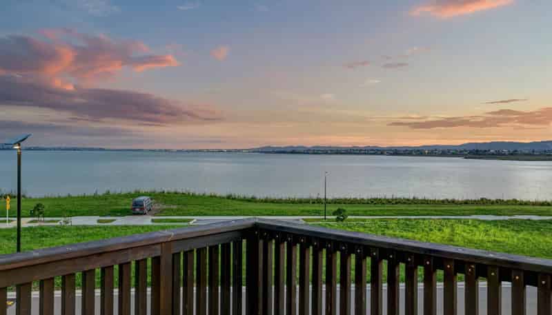 82 Picnic Point Road, Hobsonville