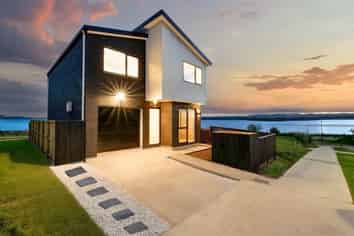82 Picnic Point Road, Hobsonville