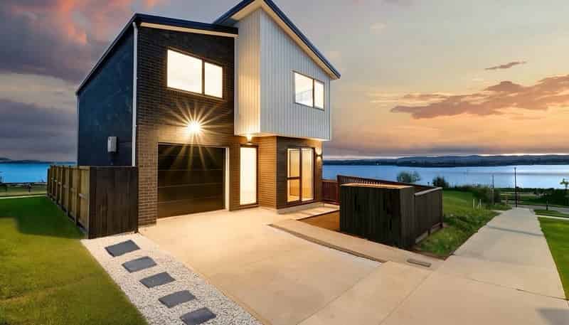 82 Picnic Point Road, Hobsonville