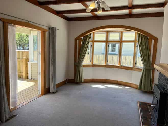 12 Leighton Avenue, Waiwhetu