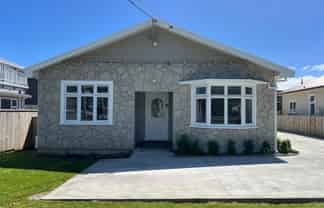 12 Leighton Avenue, Waiwhetu