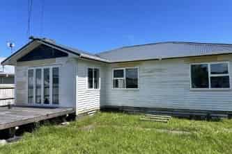 20 Iredale Road, Hawera