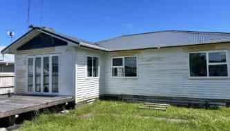 20 Iredale Road, Hawera