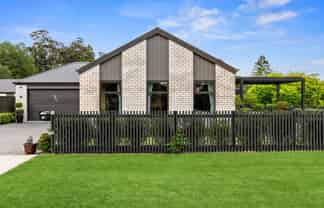 1A Fairburn Place, Cambridge