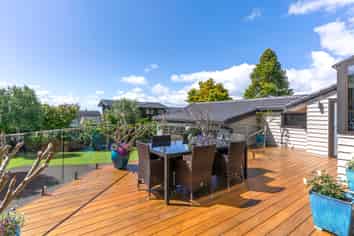 9a Folkestone Street, Murrays Bay