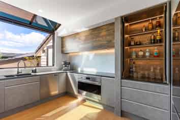 9a Folkestone Street, Murrays Bay