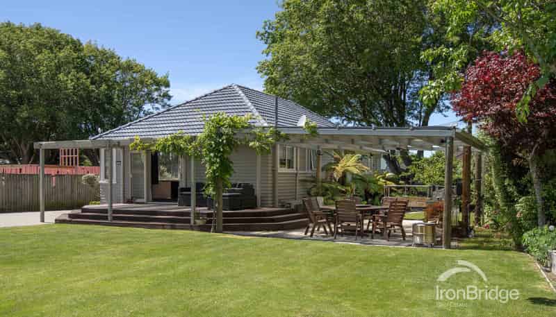 61 Truman Road, Bryndwr