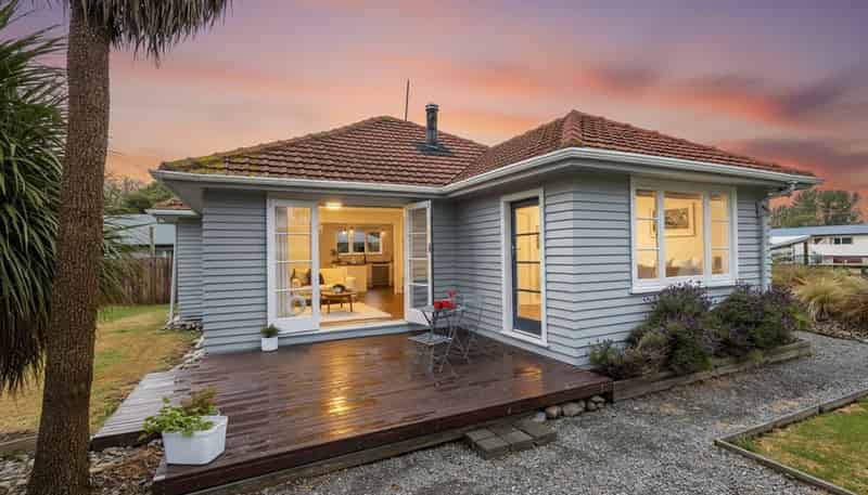 13 Cross Street, Coalgate