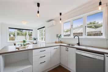 13 Cross Street, Coalgate