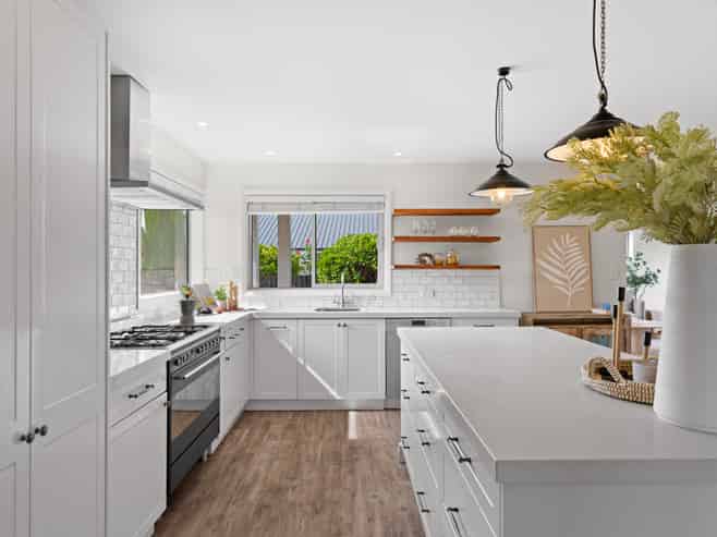 94 Centaurus Road, Huntsbury