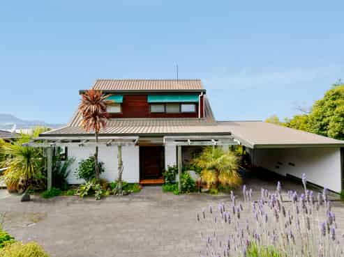 23 Ewing Grove, Acacia Bay