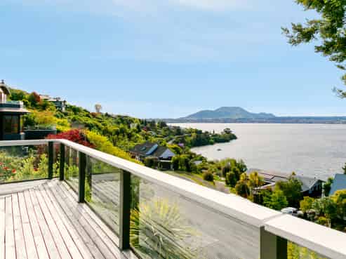 23 Ewing Grove, Acacia Bay