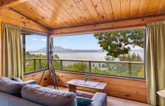 23 Ewing Grove, Acacia Bay