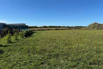 0n Turuturu Road, Hawera