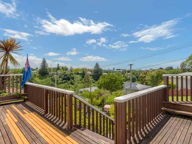 32 Merivale Road, Parkvale