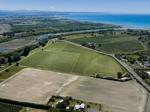 18 Tuki Tuki Road, Haumoana