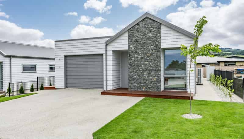 8 Stables Lane, Wingatui, Mosgiel