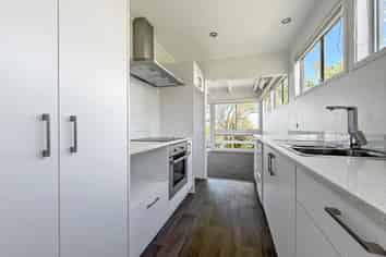 1/8 Rewi Street, Torbay