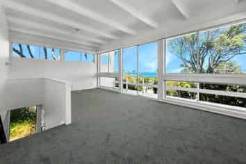 1/8 Rewi Street, Torbay