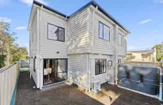 35d Christmas Road, Manurewa