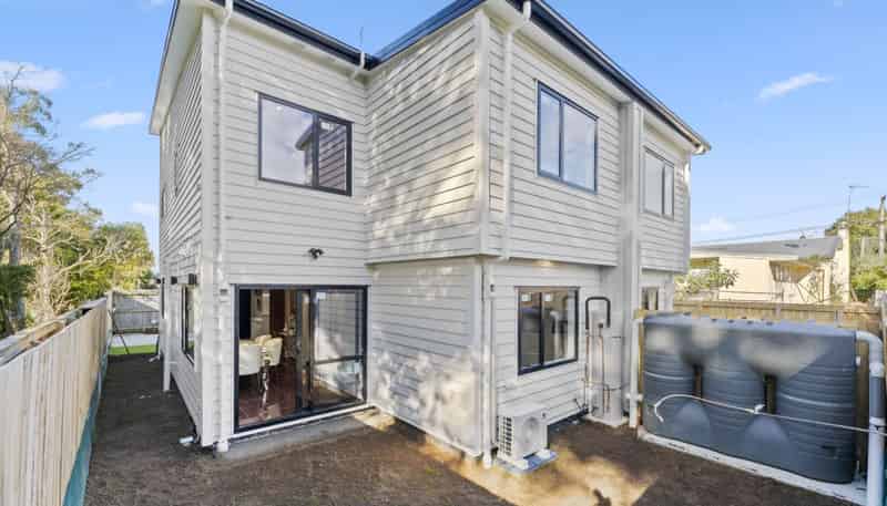 35d Christmas Road, Manurewa