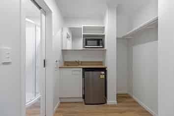 10B/150 Te Rapa Road, Beerescourt