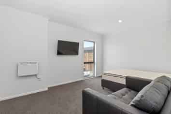 10B/150 Te Rapa Road, Beerescourt