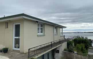 33 Orepuki-Riverton Highway, Riverton