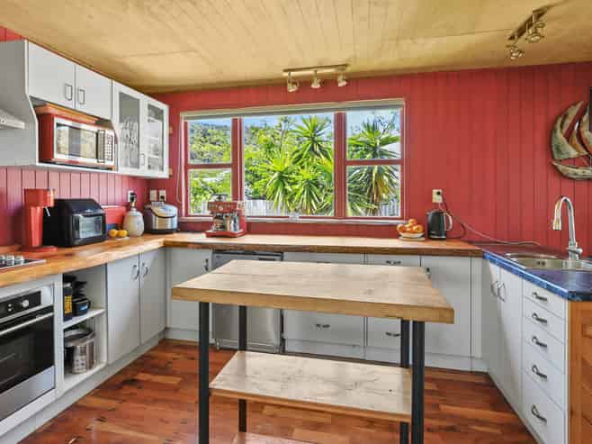 730 Thames Coast Road, Tapu