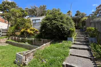 13A Randal Place, Glenfield