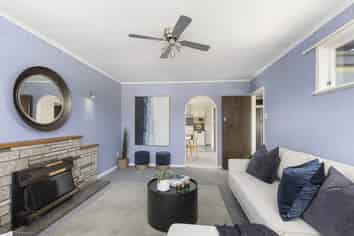 9 Camrose Grove, Kingston