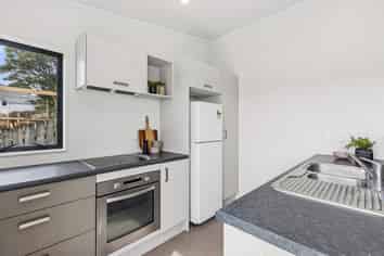 78C Queens Drive, Lyall Bay