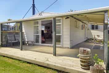 29 Ruanui Street, Himatangi Beach