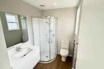 63 The Circle, Manly