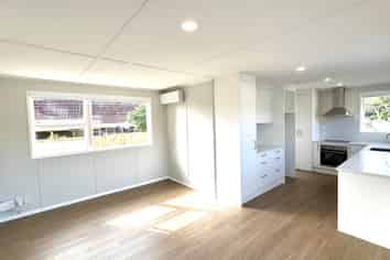 63 The Circle, Manly