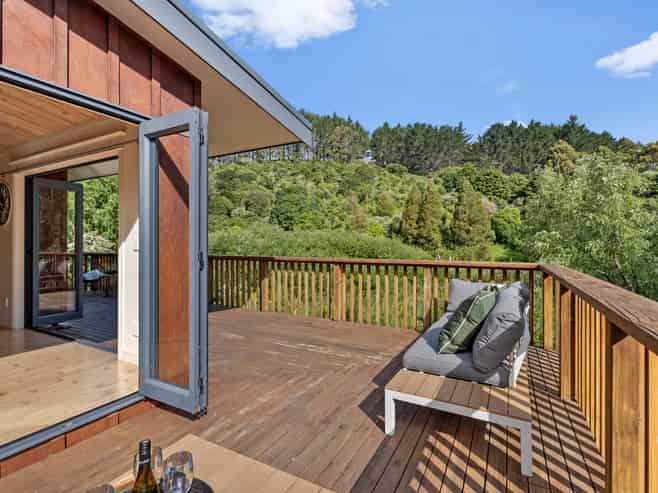 99 Onetangi Road, Onetangi