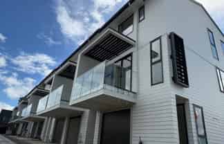 Lot 2/20 Ayr Road, Pakuranga