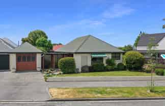 16A Buchanan Place, Allenton