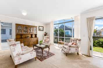 18 MacAlister Place, Miramar