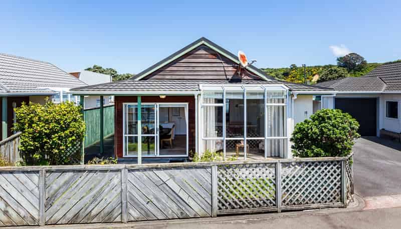 18 MacAlister Place, Miramar