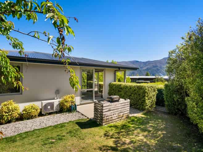 3 Clearview Street, Wanaka