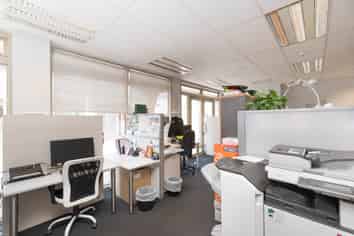 QUALITY GROUND FLOOR OFFICE/RETAIL OPTIONS
