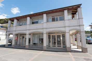 QUALITY GROUND FLOOR OFFICE/RETAIL OPTIONS
