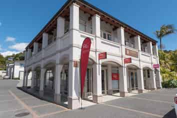 QUALITY GROUND FLOOR OFFICE/RETAIL OPTIONS
