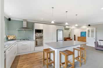 8 Matangi Street, Hei Hei