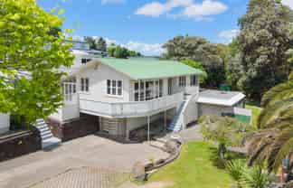 134 Taikata Road, Te Atatu Peninsula