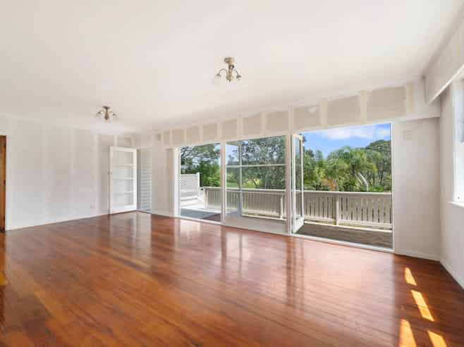 134 Taikata Road, Te Atatu Peninsula